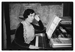 Miss Elizabeth O'Connell