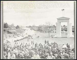A group of protestors, sponsored by the United Church of Canada, meet near the U.S.-Canadian border at the Peace Arch 5/10 to protest American involvement in Cambodia and the Kent State University killings. A group of about 200 Americans line up on the U.S. side. Most of the Americans carried clubs and other weapons to prevent another invasion similar to one 5/9 when about 500 Canadians crossed into the U.S. protesting violently. No violence occurred 5/10.