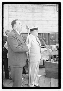 Boston Traveler Soap Box Derby July 1938, Boston Parks Commissioner William Long in center