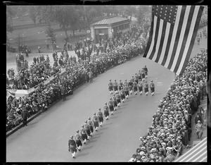 Women parade in cross formation, Tremont St.
