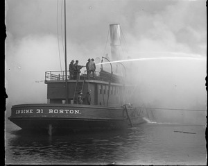Boston first fireboat, Engine 31, fighting Chelsea fire.