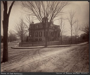 Hutchinson house, Beacon & Park Sts.