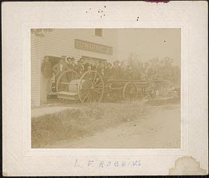 Hook and ladder fire engine (fire tub)