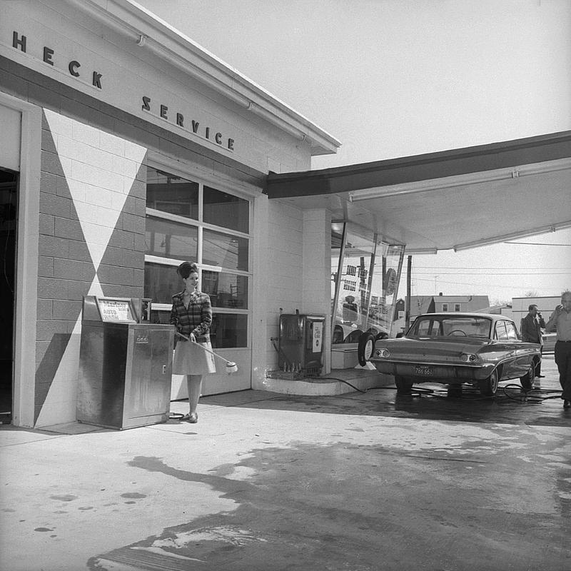 New Mariner car washer, Dartmouth Street, Bliss Corner, South Dartmouth, MA