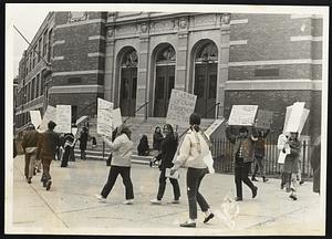 Small Number of students picketed yesterday at Southern Junior High School in Somerville protesting water leaks in the lunchroom. Superintendent of Schools, Dr. Leo C. Donahue, said repairs are being made.