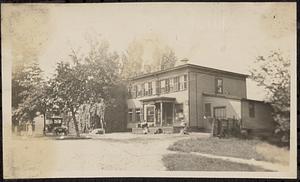 Whately house (Whately Inn)