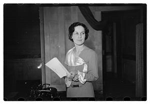 Miss Mabel Goguem typewriter demonstration