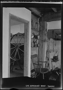 Saugus, Old Ironworks House, interior