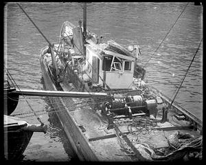 Fishing boat Marietta B. rammed by British 3-master Mina Nadeau off Parrsboro, Nova Scotia