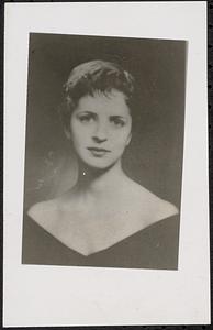 Shirley Quamo, Miss Albania 1958