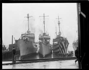 Three noted destroyers arrive from war zone after chasing submarines for two years. R-R: Tucker, Drayton, Isabel (converted yacht)
