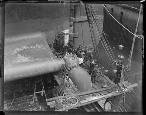 SS George Washington. (Repairs to port side screw in drydock at Navy Yard, Charlestown.)