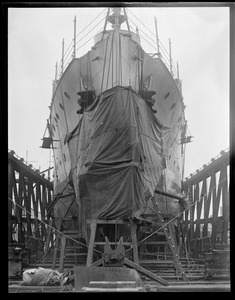 USS Tulsa back from Nicaraguan waters for overhaul and repairs on Marine Railway - Charlestown Navy Yard