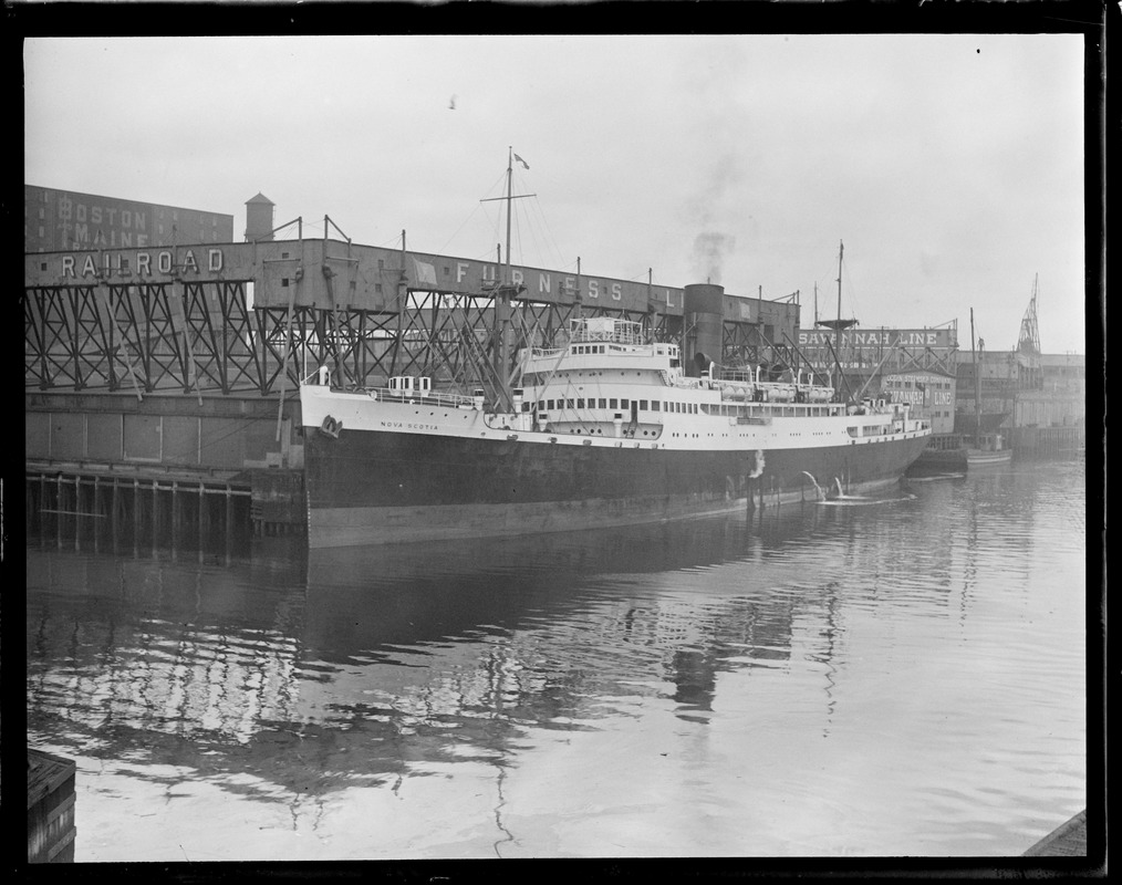 SS Nova Scotia docked in Charlestown