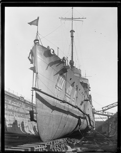 USS Childs in Navy Yard drydock
