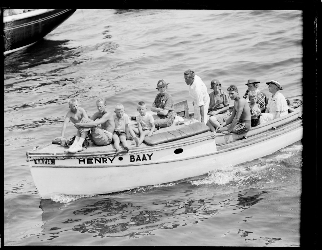 Motor boat 'Henry Baay'