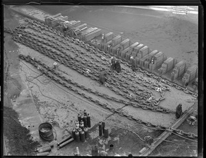 Ropes and chains - shipyard for ships