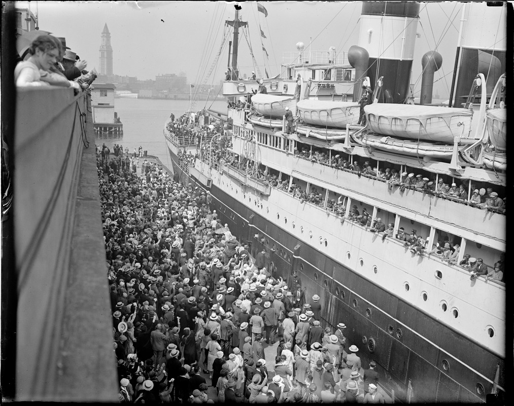 American legion leaving Boston on SS George Washington