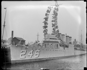 USS Bainbridge in Navy Yard
