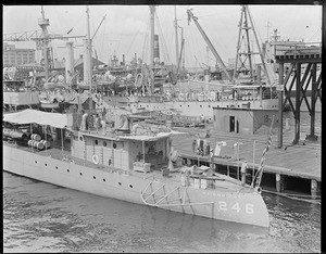 USS Bainbridge in Navy Yard
