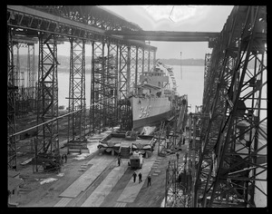 USS Farragut launched at Fore River