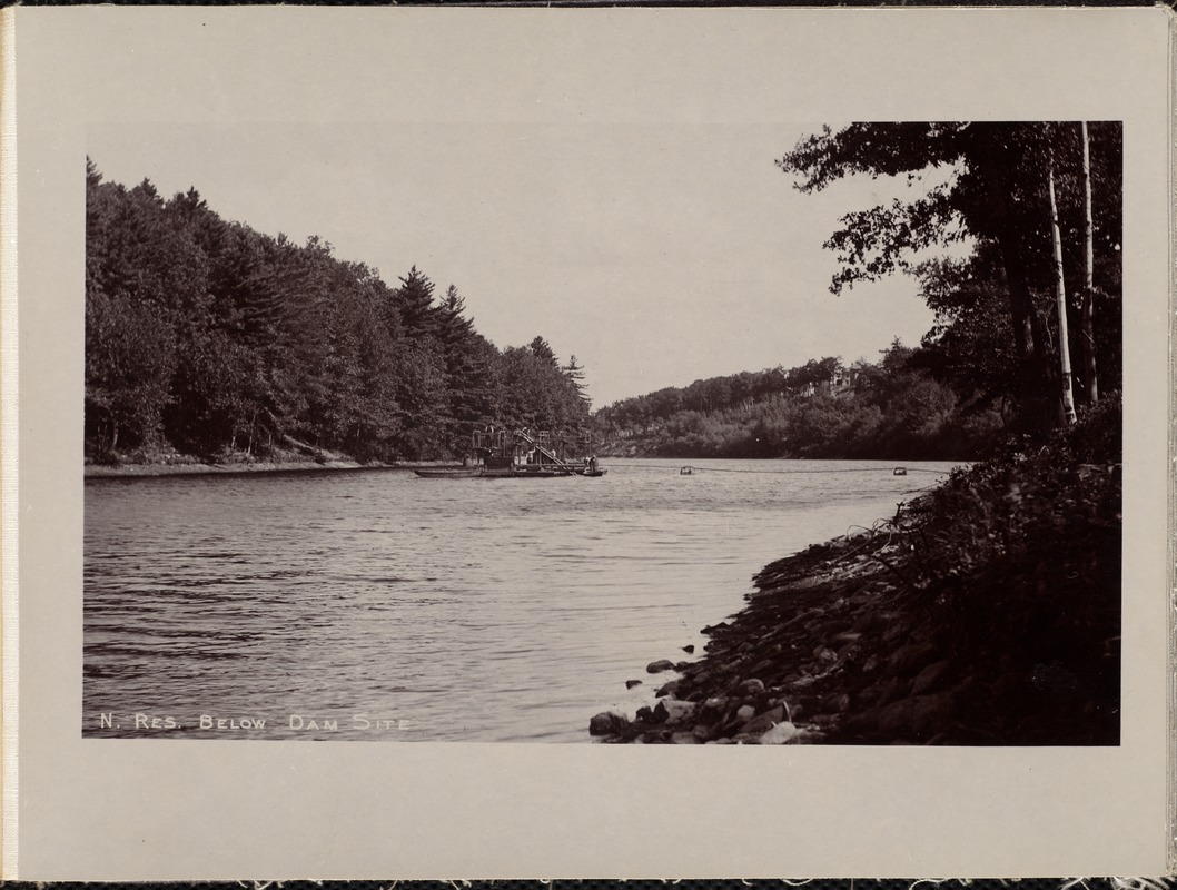 Wachusett Reservoir, Lancaster Mill Pond at dam site, looking north ...