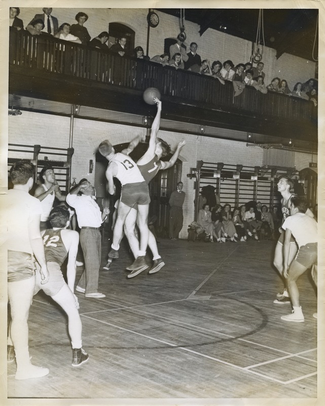 Basketball game between Bridgewater State Teachers College and unidentified opponent