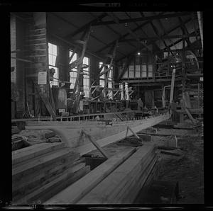 Building “Capt. Red” at Power’s Yacht Yard