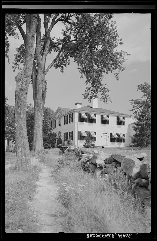 House, Brookfield