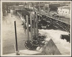 New dam under construction, Nashua River