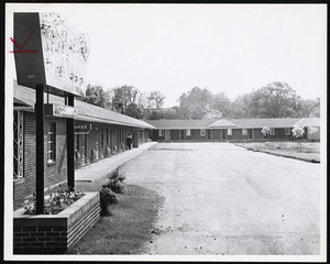 Sunset Motel, Housatonic St.