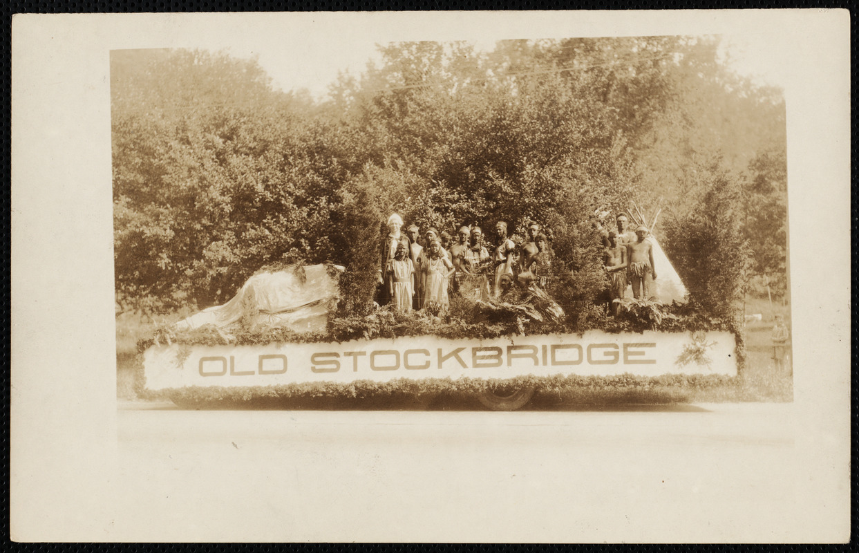 Historical float of Stockbridge Indians, 1st prize