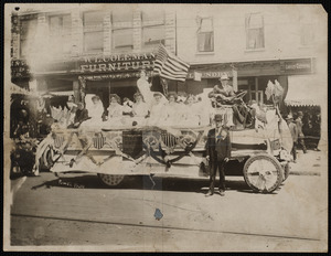 Smith Paper Company parade float