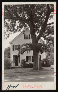 Residence, Bernice Andrews, 639 Bay Road, historic district