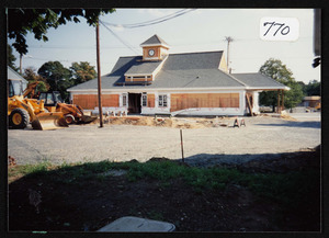 Bay Rd. Beverly National Bank, in process of being built, August 1991