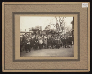 Depot Square, W.W.I, 1919, rally, exhibit of tank by army recruiters