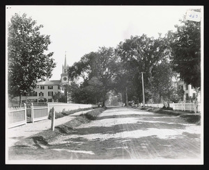 View of Bay Road, Hamilton, Mass, looking toward Congregational Church
