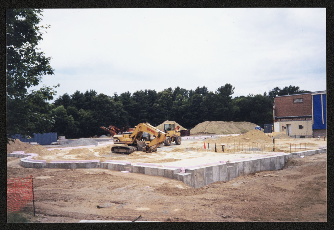 New Hamilton Wenham Library Digital Commonwealth