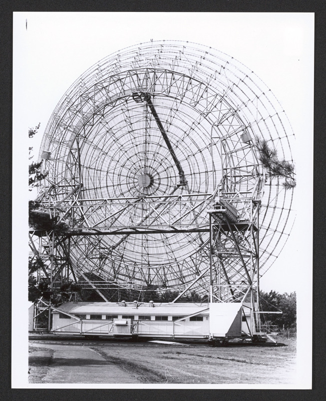 Large diameter dish for missile and aircraft detection at Sagamore Hill, Hamilton, Mass., in Sept. 1972