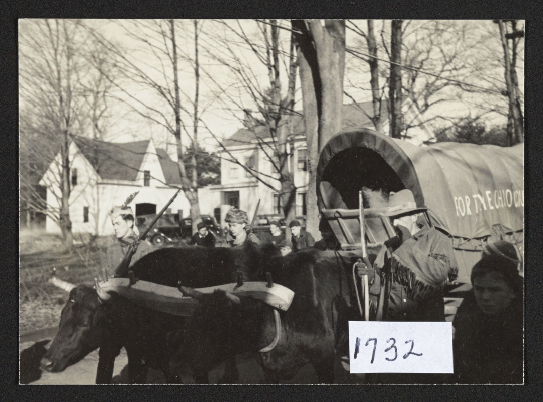 Cov. wag. dep., on to Ohio, oxen and wagon passing 610 Bay Road