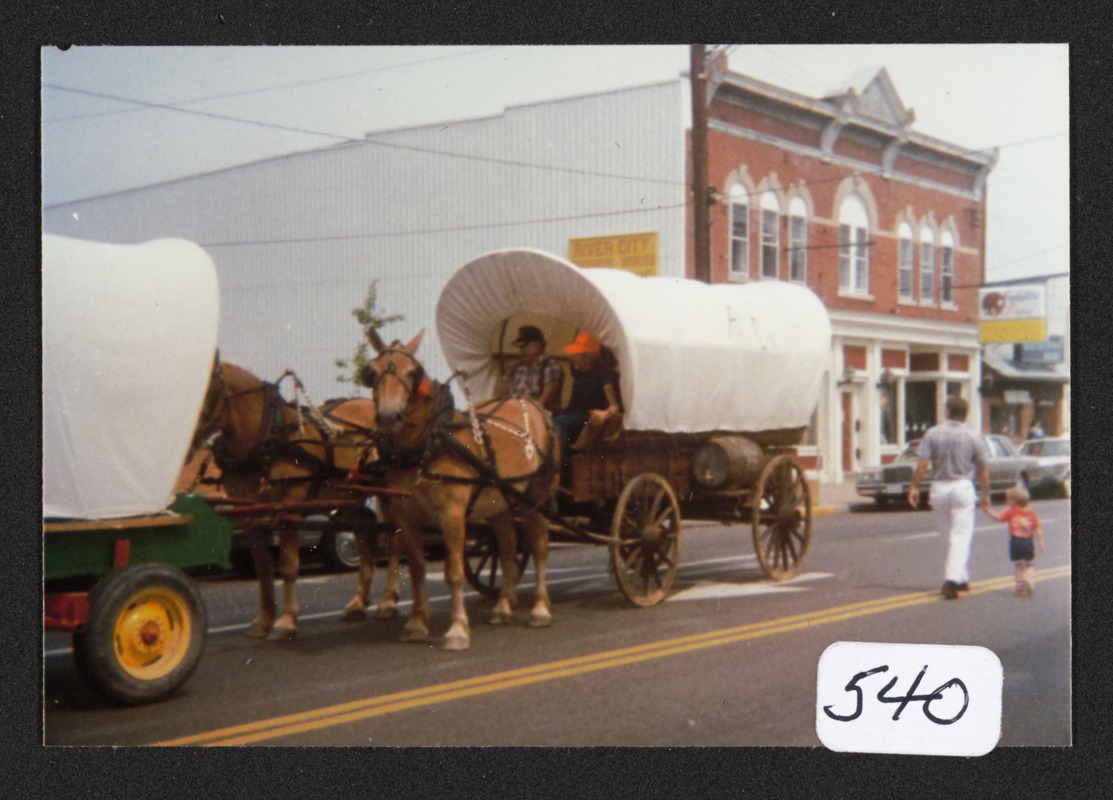 3 covered wagon, Marietta, Ohio