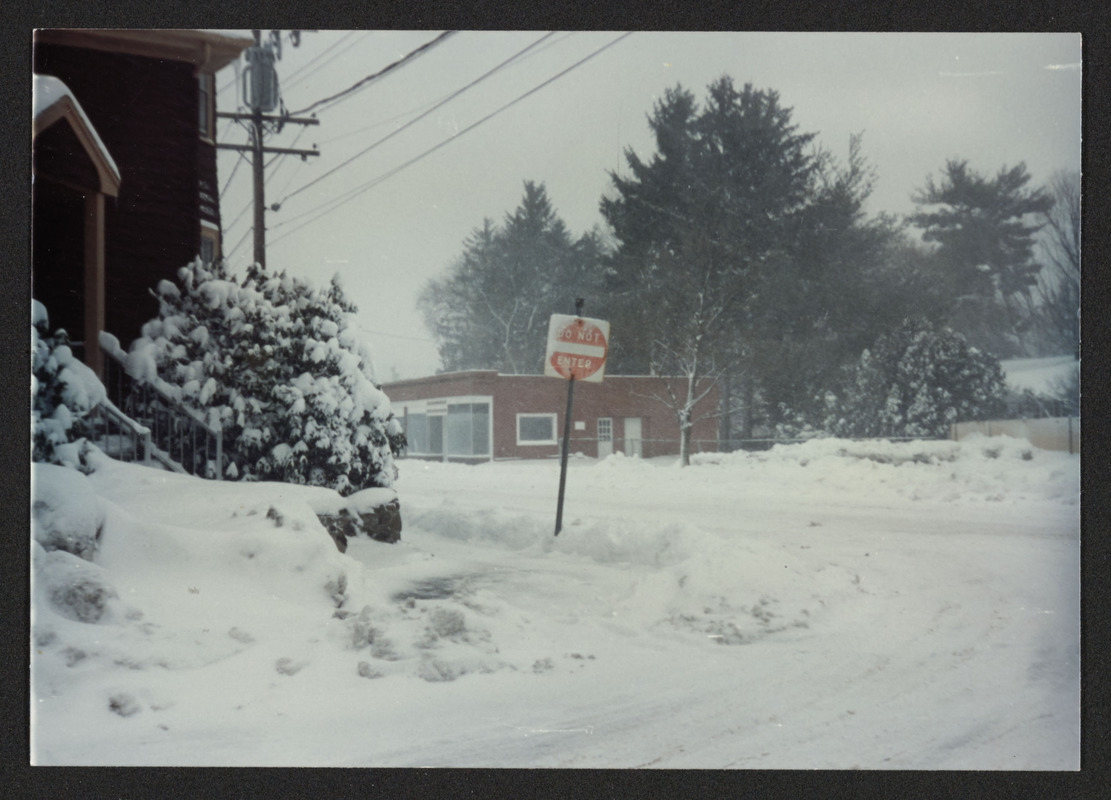 From Willow St. looking at Railroad Ave, Hamilton, Mass