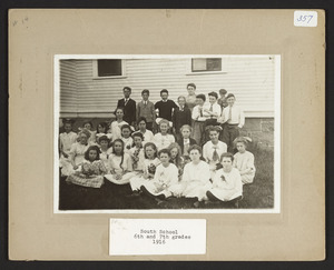 South School, 6th and 7th grades, 1916