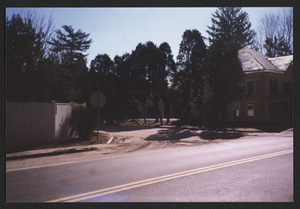 Kinsman Lane in 1999 between Hamilton Post Office and 595 Bay Rd.