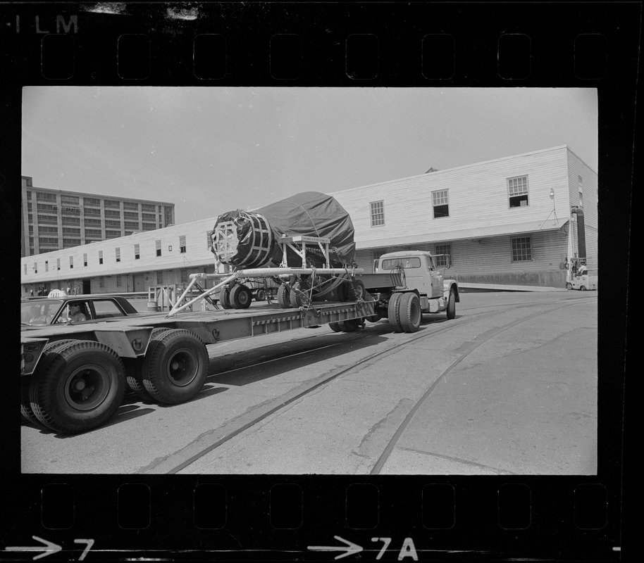 Gemini 9 leaves South Boston Naval Annex