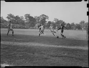 Edward Lambert passing to Herbert Zenaty for the second score of the Yale game