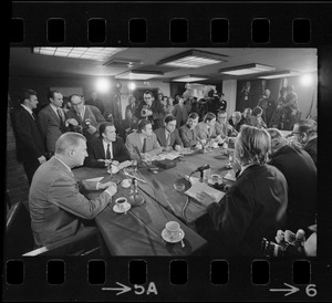 Vice President Agnew faces newsmen, photographers and newsreel cameramen during Newton press conference