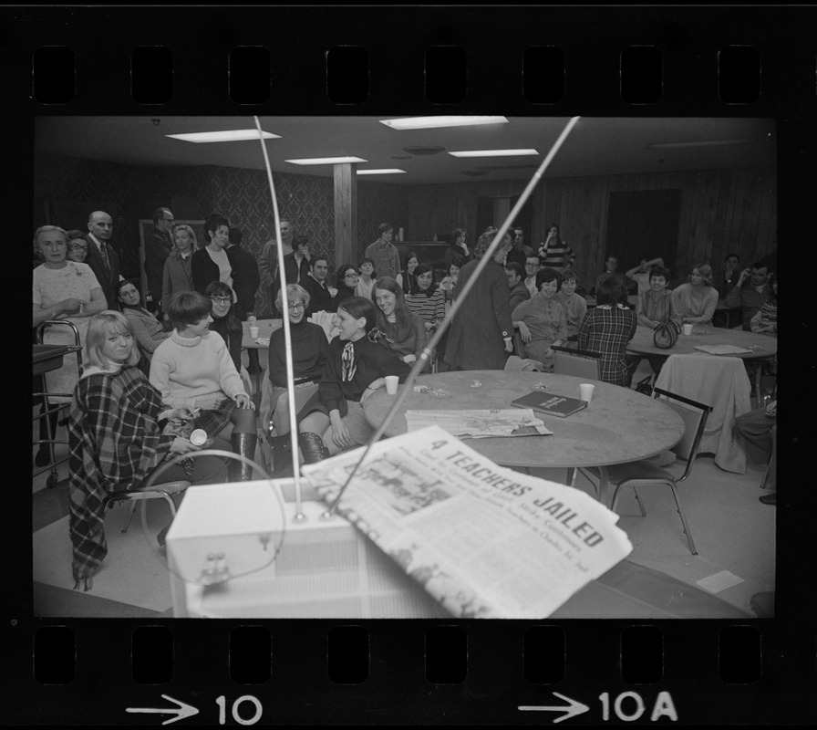 Woburn teachers' strike headquarters, Arrowhead Motor Inn, Bedford