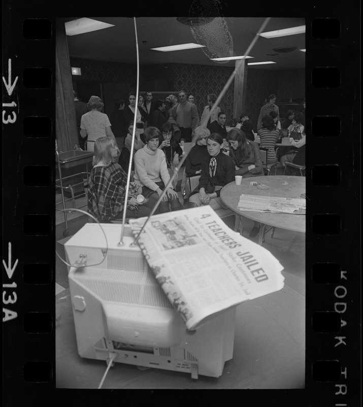 Woburn teachers' strike headquarters, Arrowhead Motor Inn, Bedford
