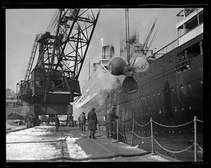 SS Leviathan gets new propeller